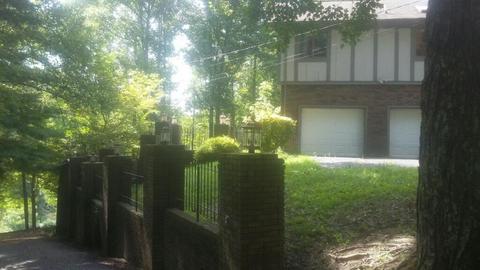 169 Martin Rd, Middlesboro, KY 40965 photo 3