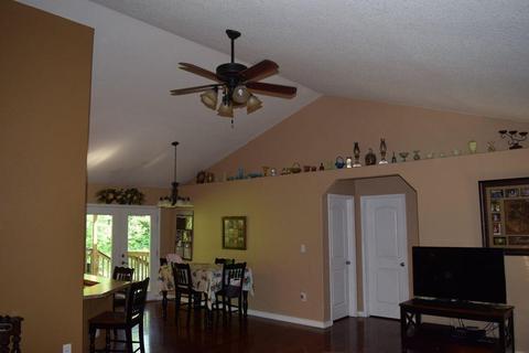 226 Frontier Dr, Grimsley, TN 38565 photo 8