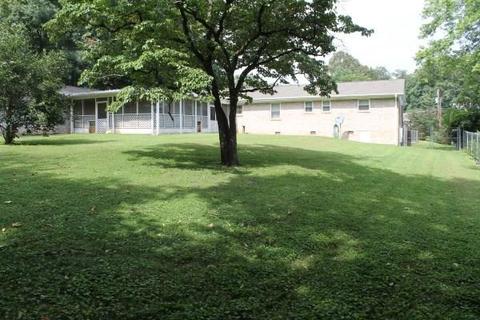 8205 Ewing Rd, Powell, TN 37849 photo 3