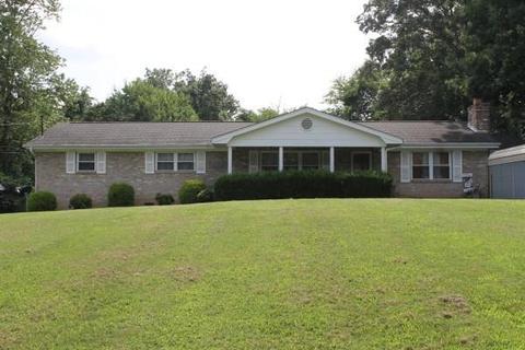 8205 Ewing Rd, Powell, TN 37849 photo 1