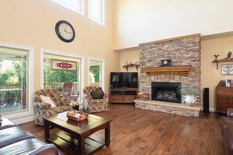 207 Emory View Rd, Lancing, TN 37770 photo 6