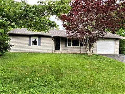 484 Upper Meadows Rd, Sparta, TN 38583