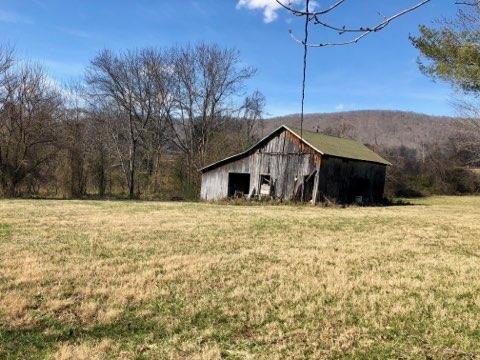 173 Eagle Bluff Rd, Jacksboro, TN 37757 photo 6
