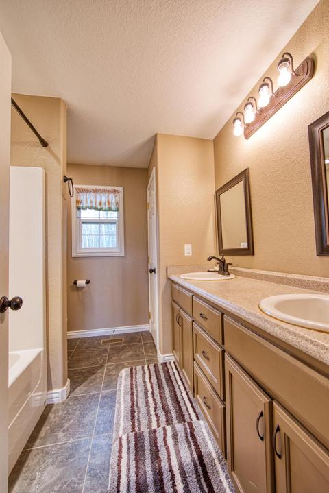 1310 Franklin Loop, Clarkrange, TN 38553 photo 15