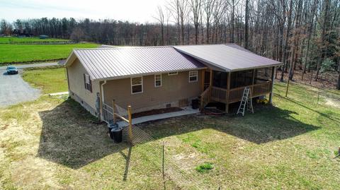 1310 Franklin Loop, Clarkrange, TN 38553 photo 32
