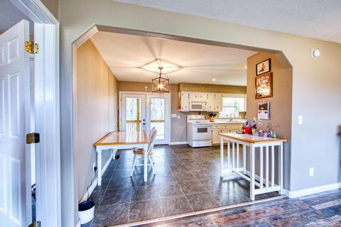 1310 Franklin Loop, Clarkrange, TN 38553 photo 8