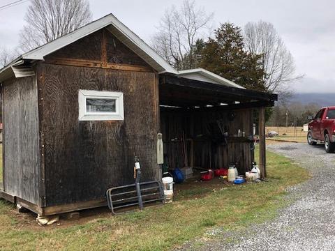 270 Daisy Dr, Ewing, VA 24248 photo 9