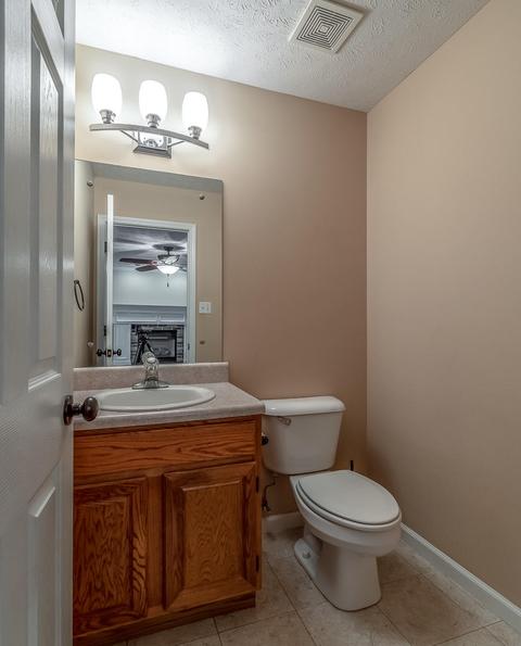 212 Nicely Tr, Powell, TN 37849 photo 11