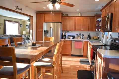 185 Snavely Rd, Ewing, VA 24248 photo 8