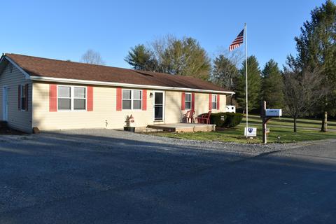 185 Snavely Rd, Ewing, VA 24248 photo 1