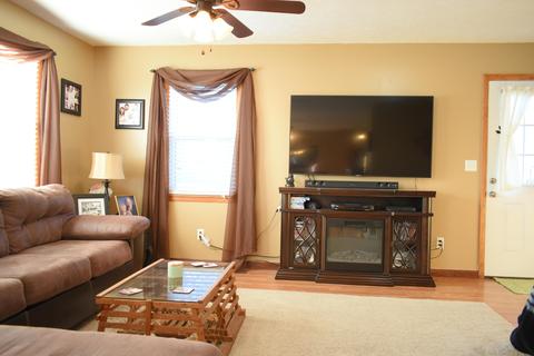 185 Snavely Rd, Ewing, VA 24248 photo 5