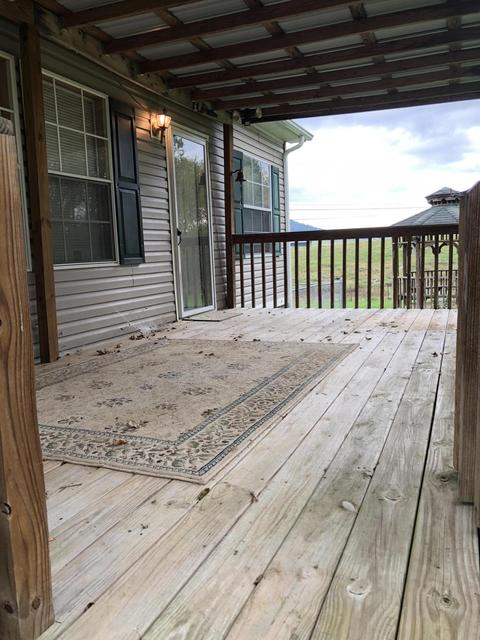 345 Carl Lee Dr, Ewing, VA 24248 photo 9