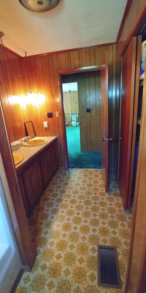 2007 E Wolf Valley Rd, Heiskell, TN 37754 photo 13