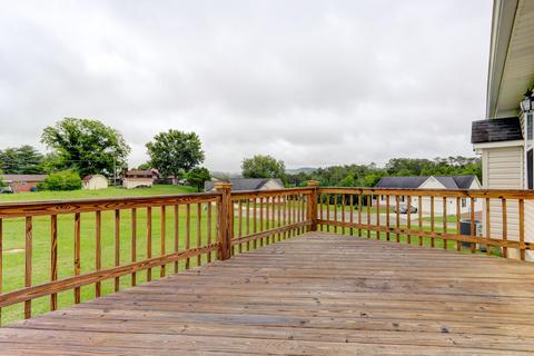 151 West Dr, La Follette, TN 37766 photo 11