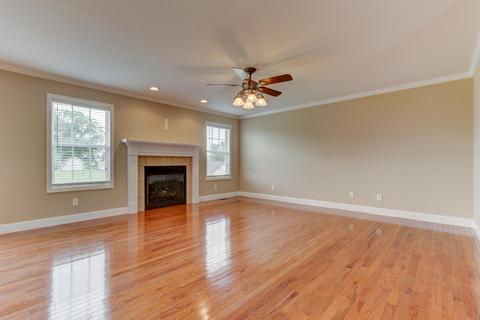 151 West Dr, La Follette, TN 37766 photo 4