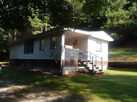 229 Baltic Dr, Pennington Gap, VA 24277 photo 1