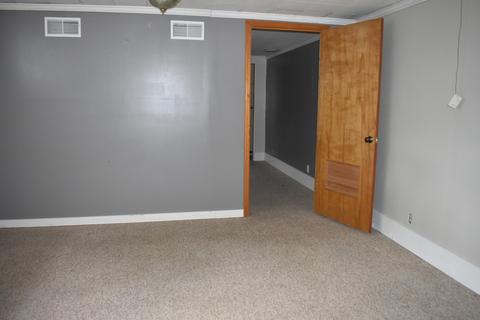 404 Gloucester Ave, Middlesboro, KY 40965 photo 31