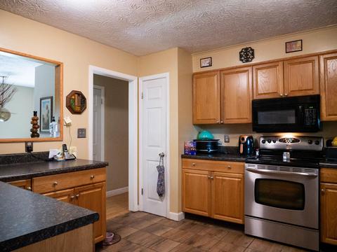 7600 Fall Wind Ct, Powell, TN 37849 photo 6