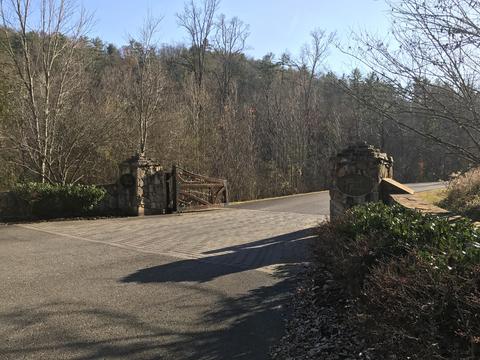 424 Mountain John Loop, Townsend, TN 37882 photo 13