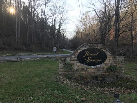 424 Mountain John Loop, Townsend, TN 37882 photo 11