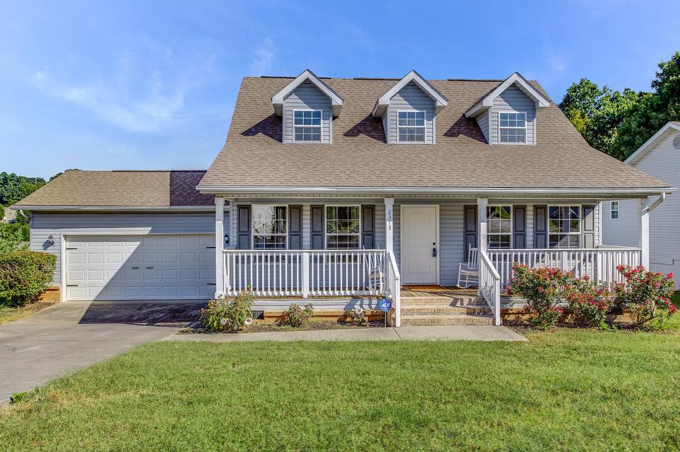 2313 Honey Grove Ln, Knoxville, TN 37923 28 Photos MLS 1095337