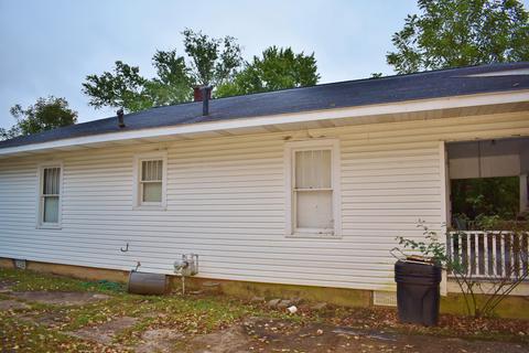 514 Exeter Ave, Middlesboro, KY 40965 photo 5