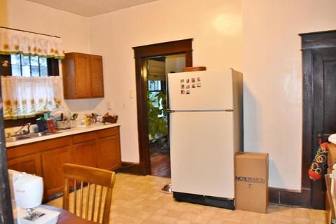 514 Exeter Ave, Middlesboro, KY 40965 photo 16