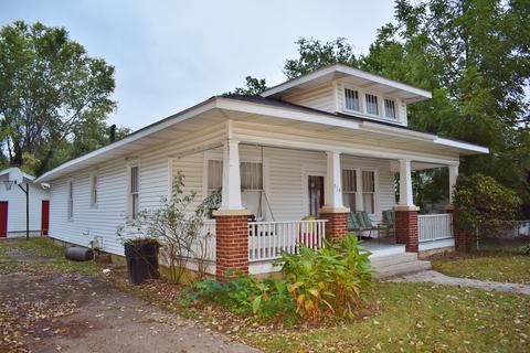 514 Exeter Ave, Middlesboro, KY 40965 photo 3
