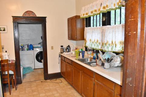 514 Exeter Ave, Middlesboro, KY 40965 photo 13