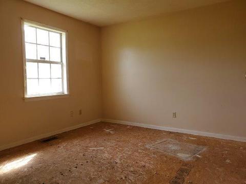 140 Troxel Dr, Oneida, TN 37841 photo 9