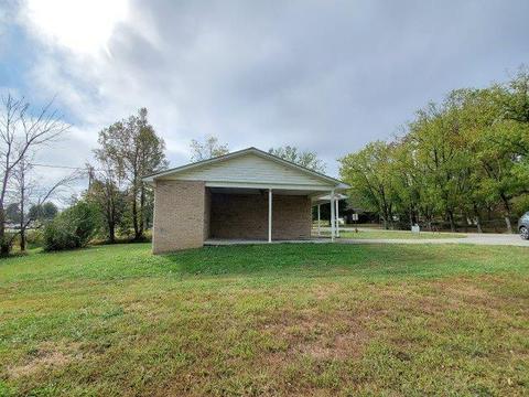 140 Troxel Dr, Oneida, TN 37841 photo 4