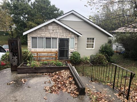 323 Edison St, Alcoa, TN 37701 photo 1