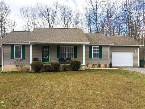 829 Wallace Way, Grimsley, TN 38565 photo 1