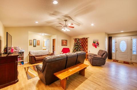 1336 Pilgrim Dr, Grimsley, TN 38565 photo 2