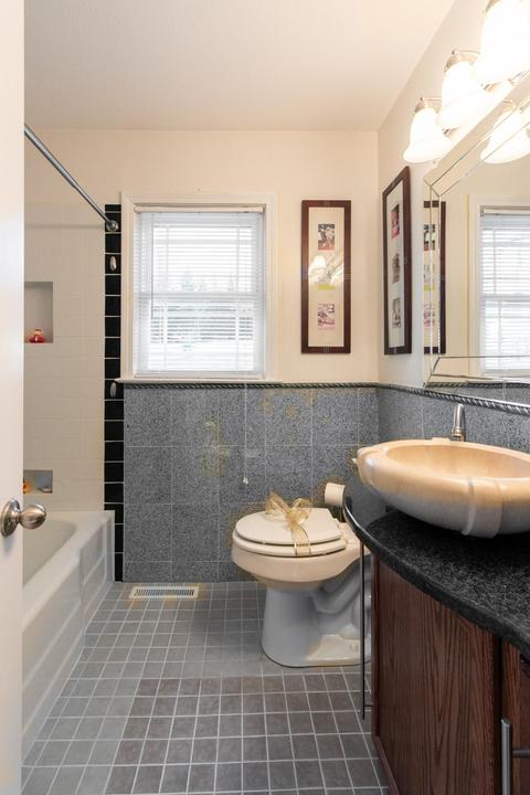 1205 Loop Rd, La Follette, TN 37766 photo 5