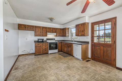 444 Lanier Dr, Talbott, TN 37877 photo 7