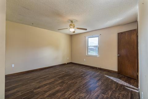 444 Lanier Dr, Talbott, TN 37877 photo 5