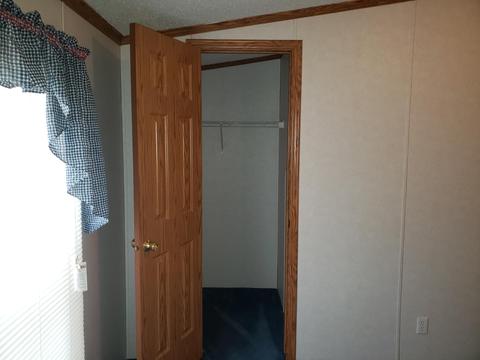 129 Willow St, Middlesboro, KY 40965 photo 4