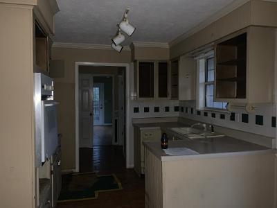 938 Alvin Roach Rd, Rutledge, TN 37861 photo 3