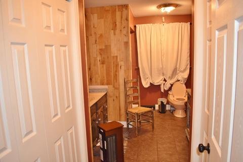 910 Chichester Ave, Middlesboro, KY 40965 photo 14