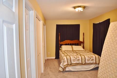 910 Chichester Ave, Middlesboro, KY 40965 photo 17