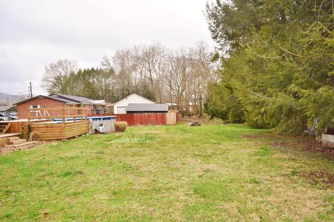 910 Chichester Ave, Middlesboro, KY 40965 photo 7