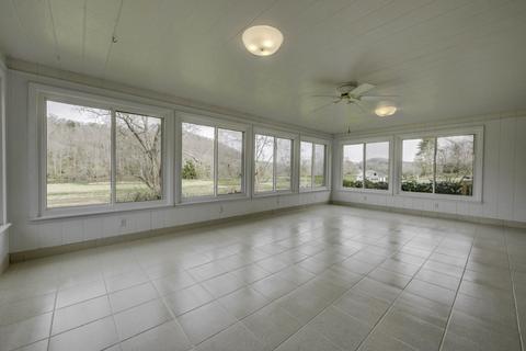 1429 Eagle Bend Dr, Clinton, TN 37716 photo 17