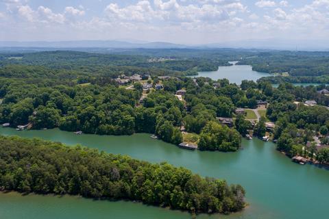 200 E Cove Dr, Greenback, TN 37742 photo 3