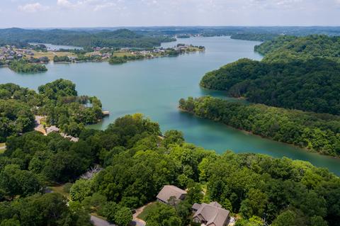 200 E Cove Dr, Greenback, TN 37742 photo 4