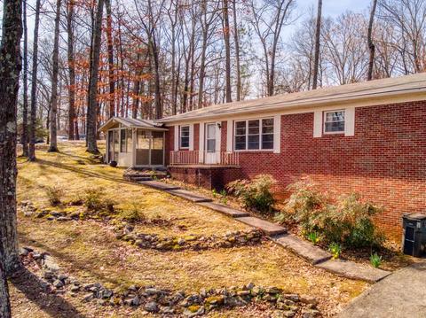 915 Greenbriar Rd, Talbott, TN 37877 photo 3