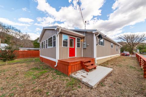 309 Third St, Pineville, KY 40977 photo 8