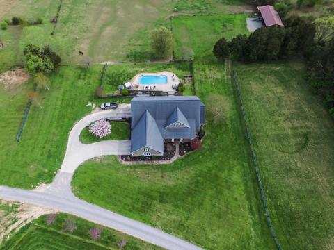 814 E Copeland Dr, Powell, TN 37849 photo 2