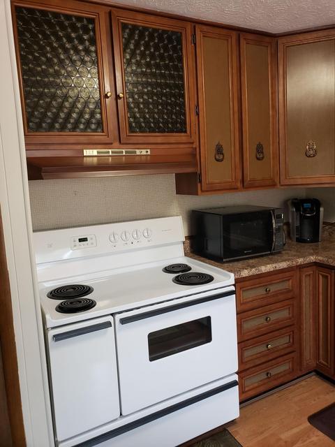 425 Lothbury Ave, Middlesboro, KY 40965 photo 10