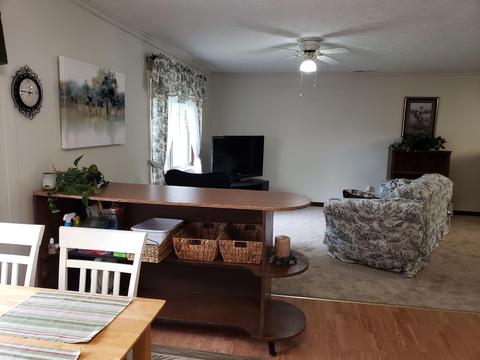 425 Lothbury Ave, Middlesboro, KY 40965 photo 12